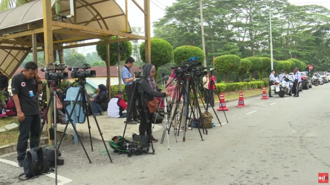 Fullscreen capture 20190831 104958