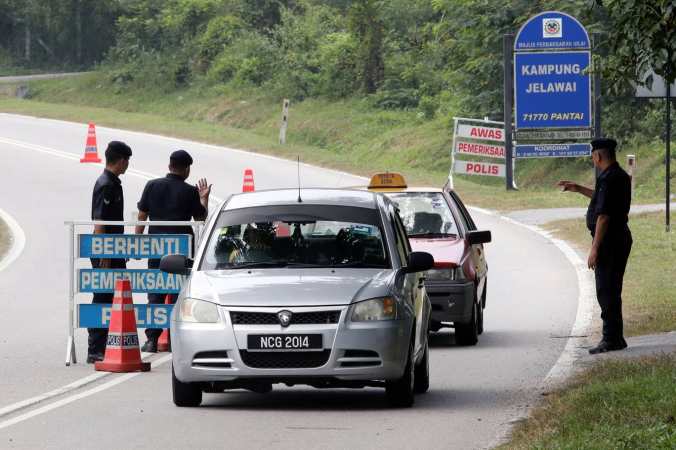 NoraQuoirinSearch0808-3