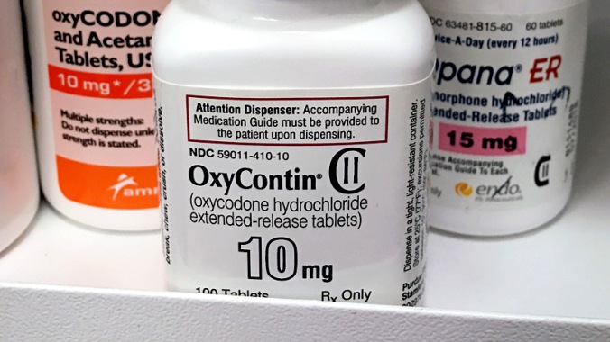 dt_190221_oxycontin_prescription_bottles_800x450
